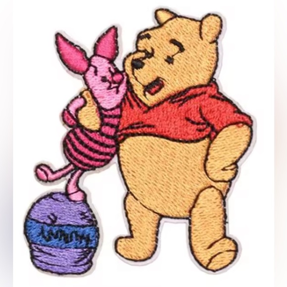 Winnie the Pooh and Piglet Embroidered Patch Iron on - Picture 1 of 1